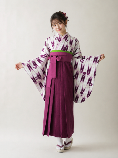 紫矢絣袴セット(対応身長153〜160cm) 卒業式　はいからさんが通る 卒業式袴レンタルセット 白地 紫矢絣 – きものセンター