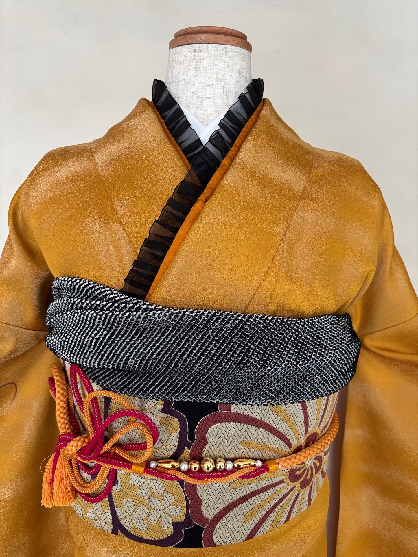 振袖レンタルセット　黄　洋風モダン